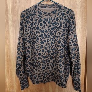 Abercrombie & Fitch Leopatd Puff Sleeve Crewneck Sweatshirt Soft Collection XS